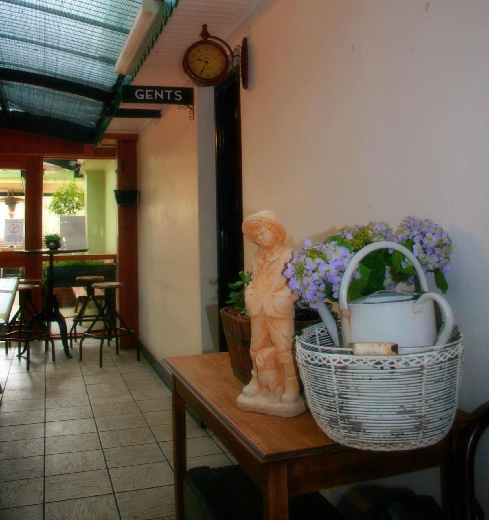Southern Railway Hotel โกลเบิร์น ภายนอก รูปภาพ